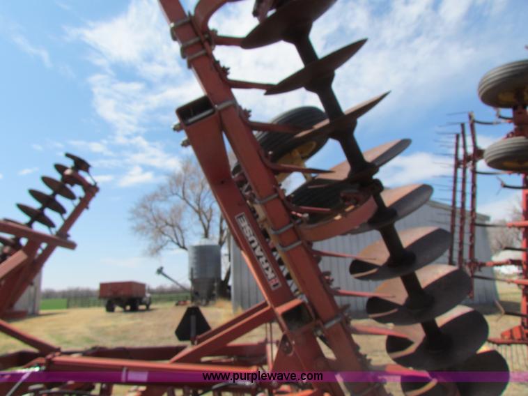 image for item H2210 2004 Krause 4990 28' folding disk