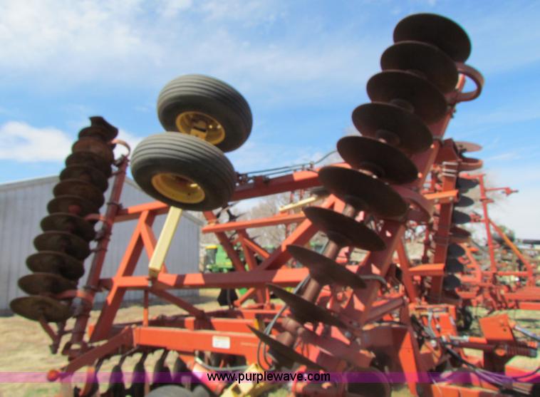 image for item H2210 2004 Krause 4990 28' folding disk