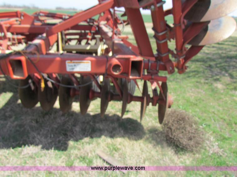 image for item H2210 2004 Krause 4990 28' folding disk