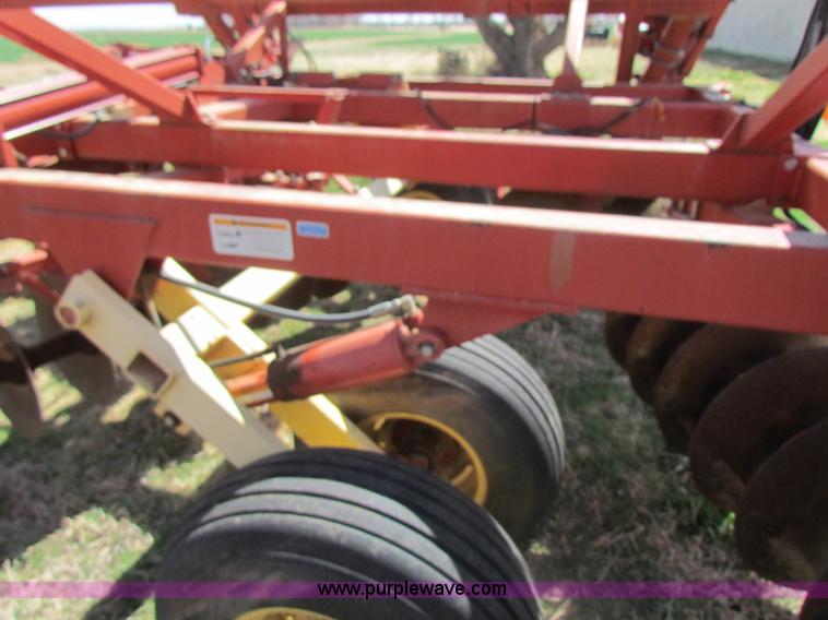 image for item H2210 2004 Krause 4990 28' folding disk