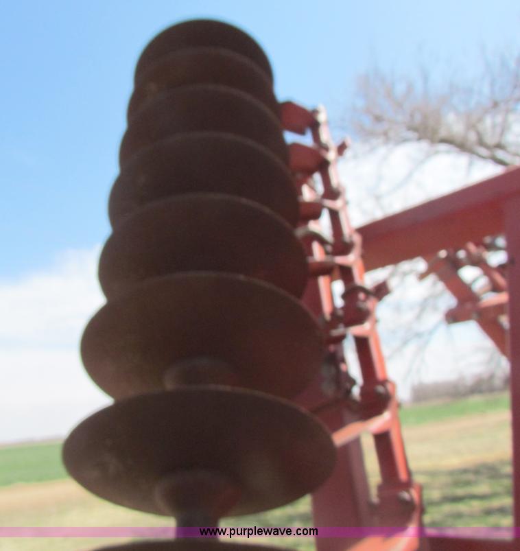 image for item H2210 2004 Krause 4990 28' folding disk