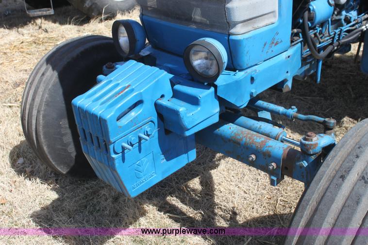 image for item H2217 1988 Ford 7710 tractor