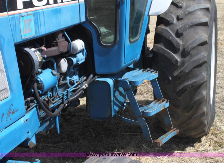 image for item H2217 1988 Ford 7710 tractor