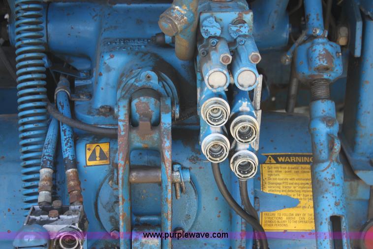 image for item H2217 1988 Ford 7710 tractor