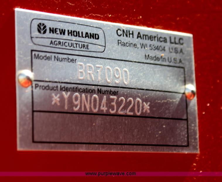 image for item H2218 2009 New Holland BR7090 round baler