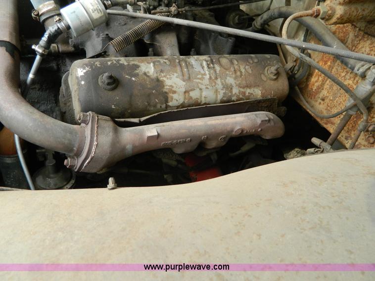 image for item H2494 1962 Ford F600 grain truck