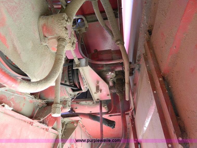 image for item H2495 1981 International 1460 Axial-Flow combine