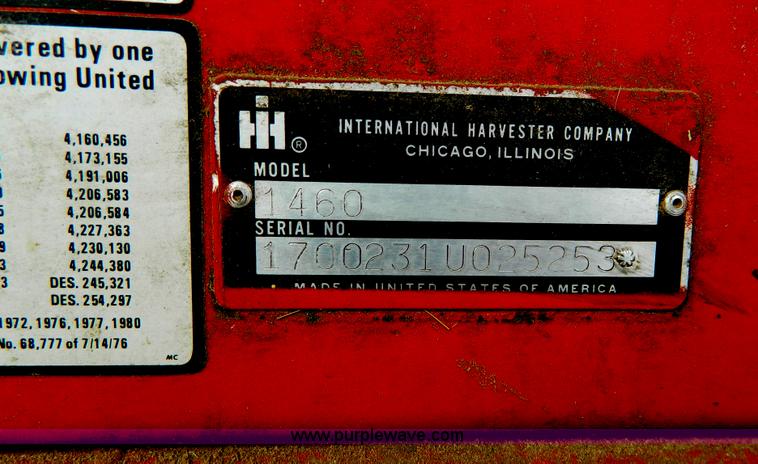 image for item H2495 1981 International 1460 Axial-Flow combine