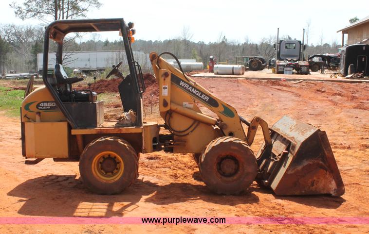 image for item H5736 Wilmar Wrangler 4550 loader