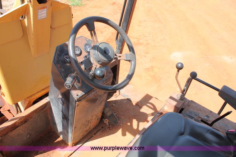 image for item H5736 Wilmar Wrangler 4550 loader