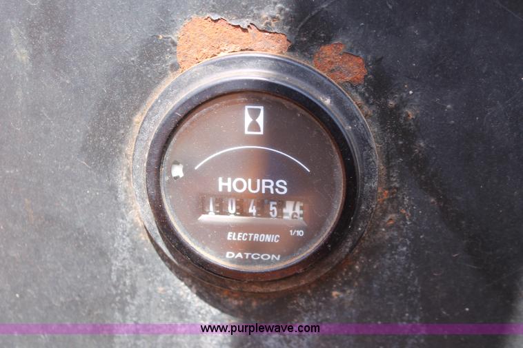 image for item H5736 Wilmar Wrangler 4550 loader