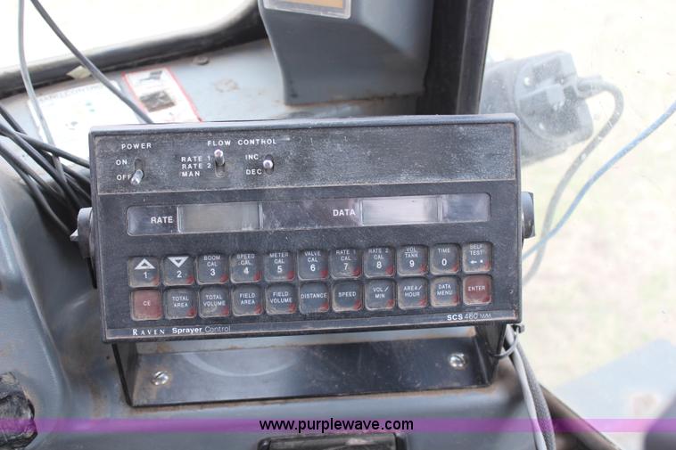 image for item H6155 1998 Tyler Patriot WT self-propelled sprayer