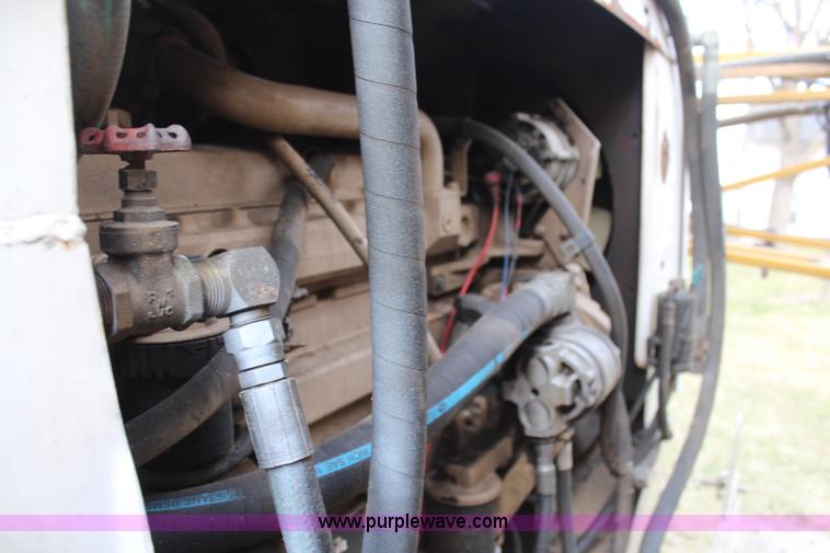 image for item H6155 1998 Tyler Patriot WT self-propelled sprayer