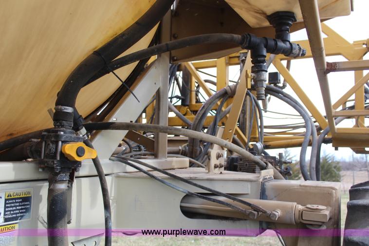 image for item H6155 1998 Tyler Patriot WT self-propelled sprayer