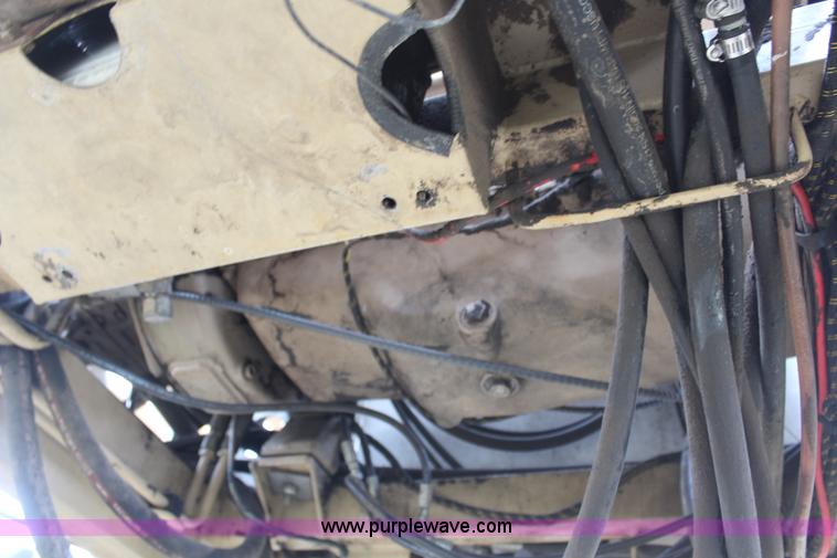 image for item H6155 1998 Tyler Patriot WT self-propelled sprayer