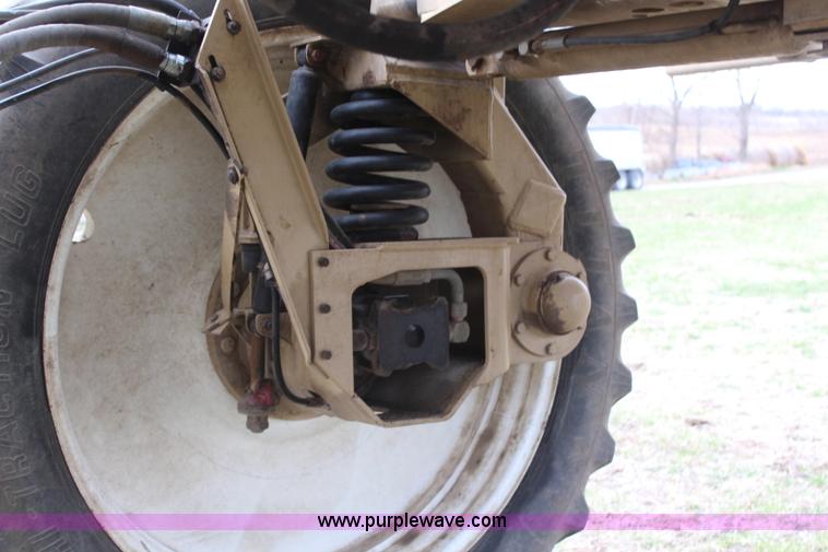 image for item H6155 1998 Tyler Patriot WT self-propelled sprayer