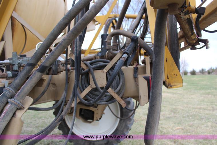 image for item H6155 1998 Tyler Patriot WT self-propelled sprayer