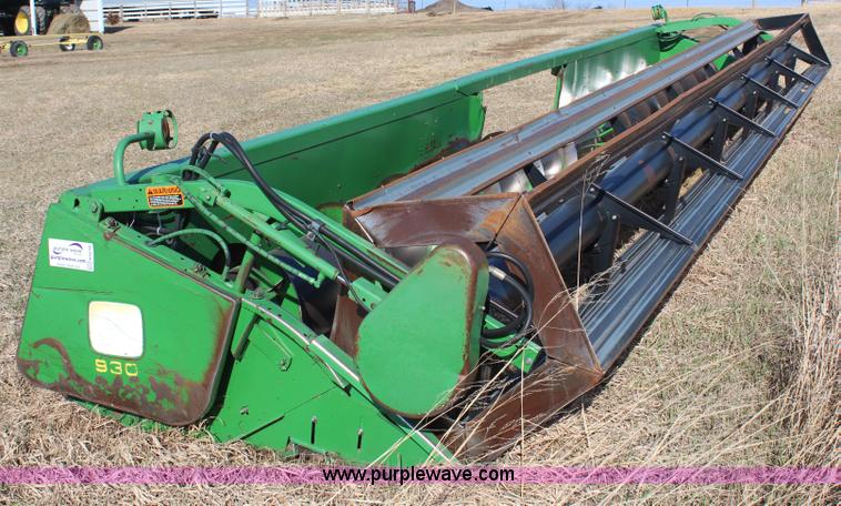 image for item H6234 1995 John Deere 930 rigid platform head