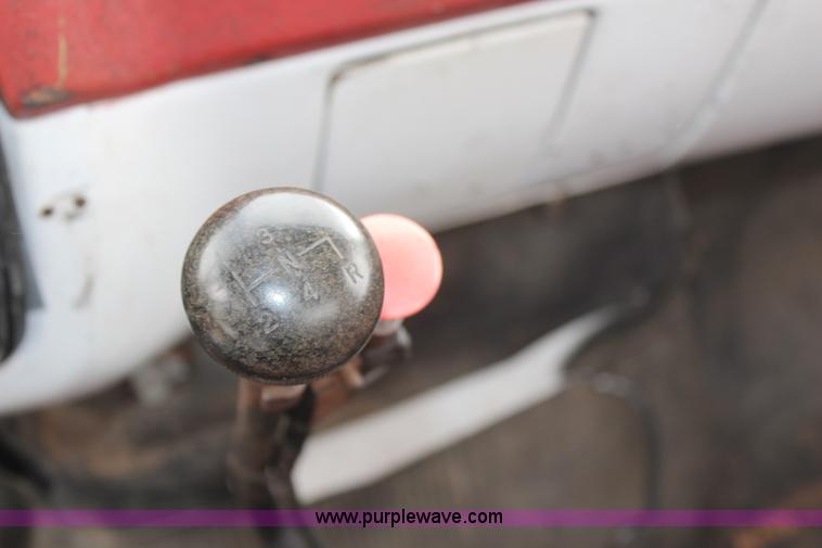 image for item H6891 1978 Chevrolet C65 truck cab and chassis