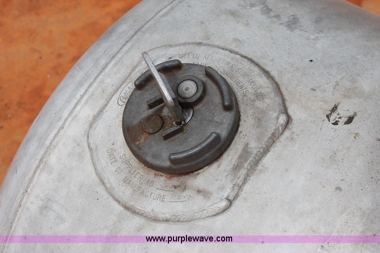 image for item H8270 150 gallon aluminum fuel tank