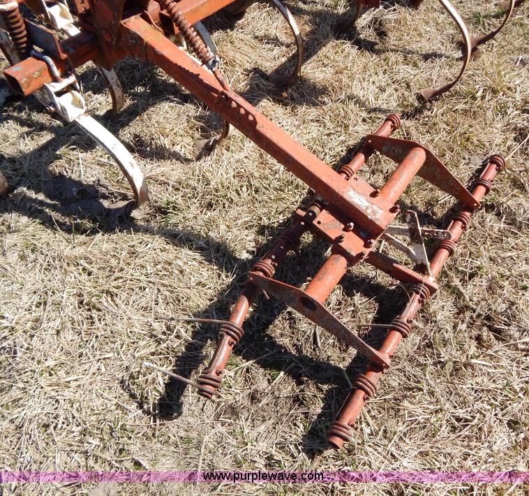 International 45 Vibra shank field cultivator in Smithville, MO Item