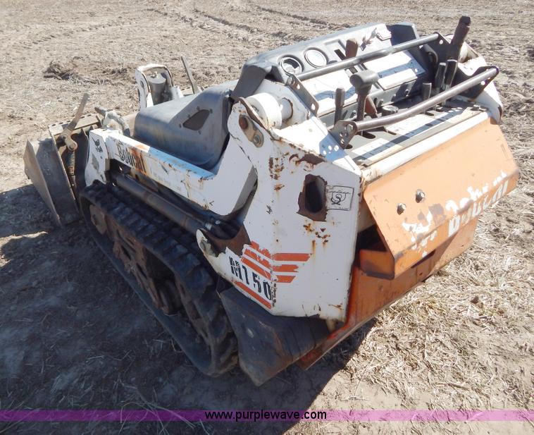 image for item I1041 2002 Bobcat MT50 walk-behind loader