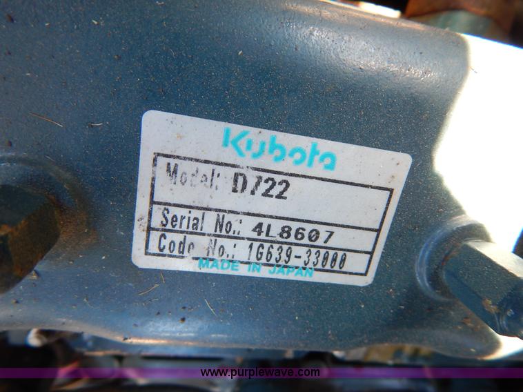 image for item I1041 2002 Bobcat MT50 walk-behind loader