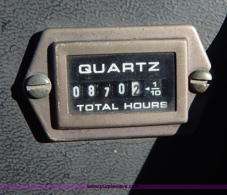 image for item I1041 2002 Bobcat MT50 walk-behind loader