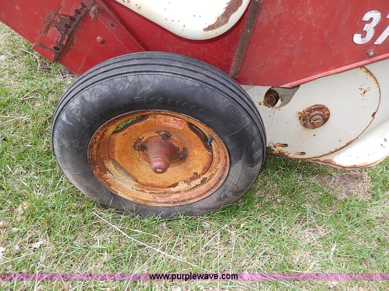 image for item I3702 International Harvester McCormick 37 small square baler