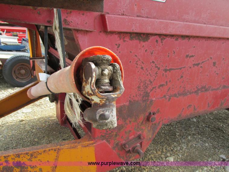 image for item I4188 Blair Feed-R-Wagon