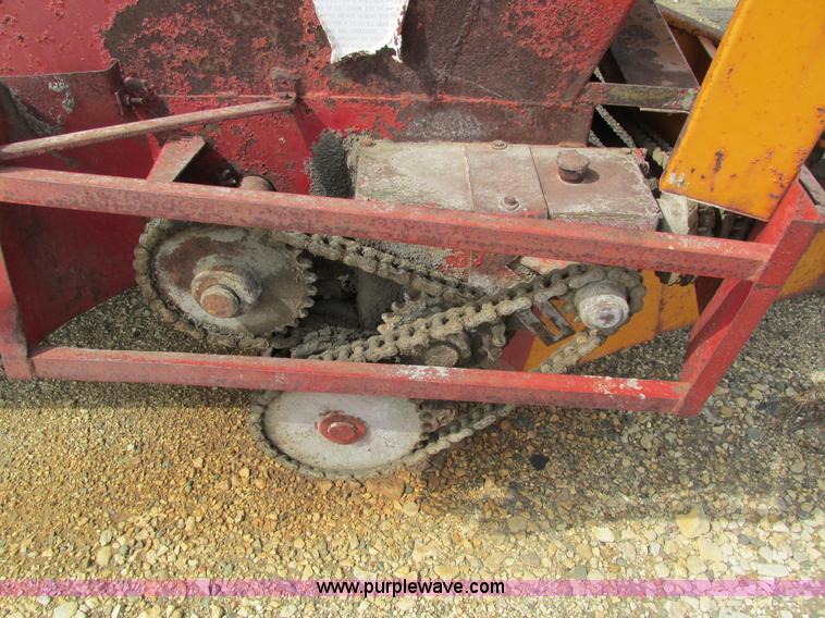 image for item I4188 Blair Feed-R-Wagon