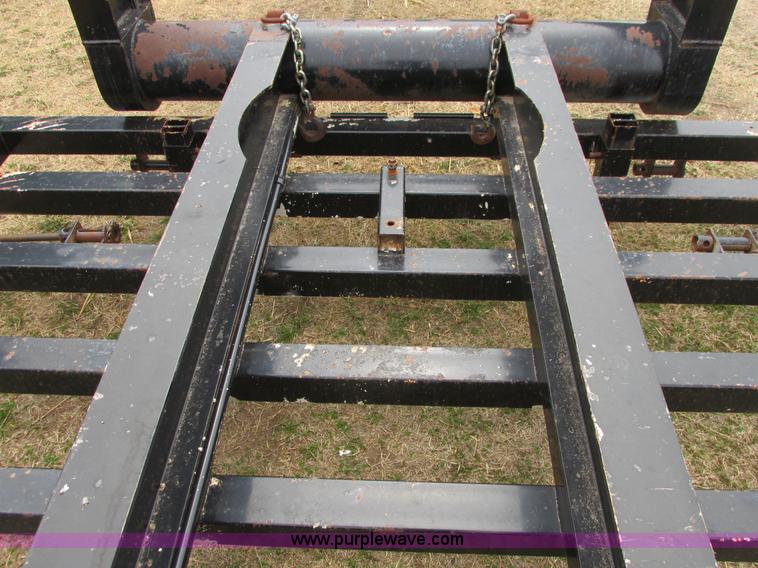 image for item I5519 1993 Combine/sprayer trailer