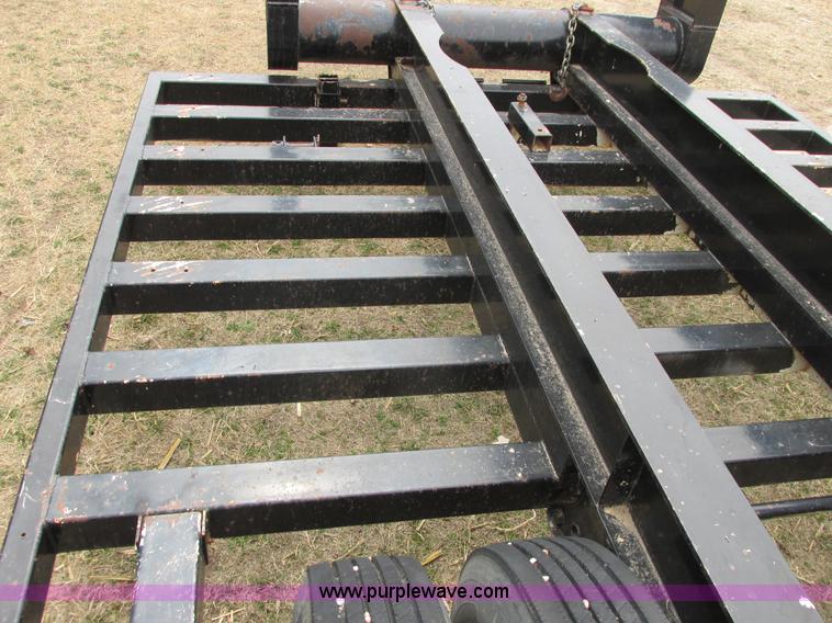 image for item I5519 1993 Combine/sprayer trailer