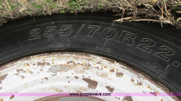 image for item I5519 1993 Combine/sprayer trailer