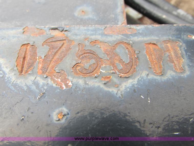 image for item I5519 1993 Combine/sprayer trailer