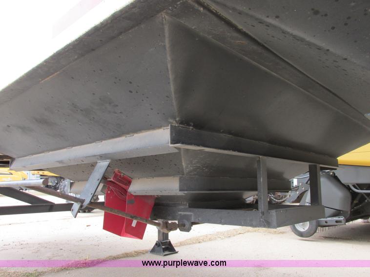 image for item I5521 2009 Alameda AHB32 32' grain trailer