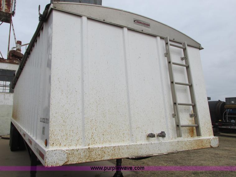 image for item I5521 2009 Alameda AHB32 32' grain trailer