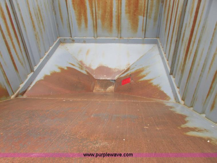 image for item I5521 2009 Alameda AHB32 32' grain trailer