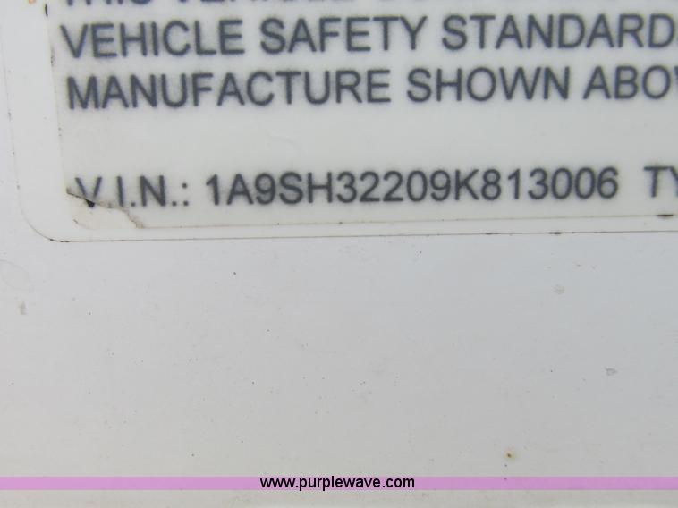 image for item I5521 2009 Alameda AHB32 32' grain trailer