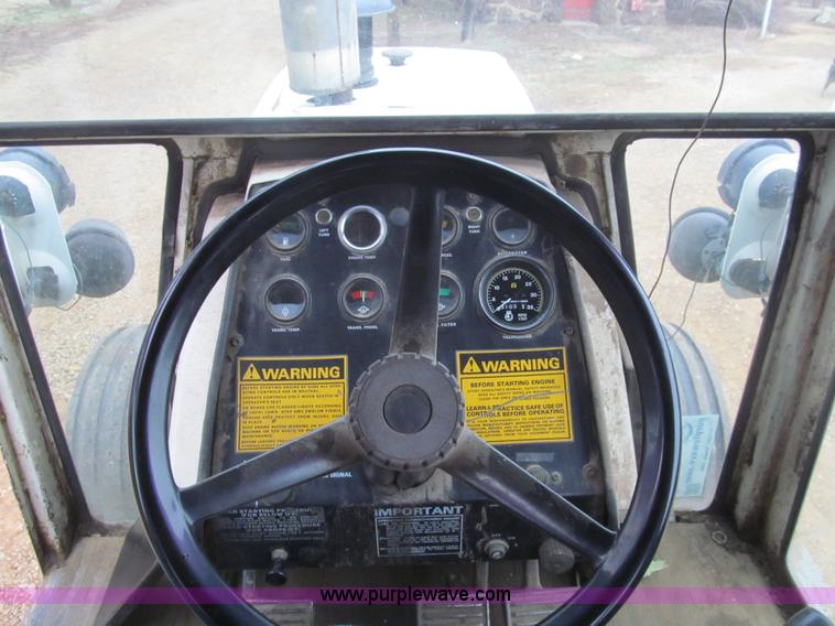 image for item I7136 1978 Case 1570 tractor