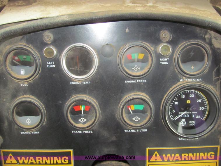 image for item I7136 1978 Case 1570 tractor