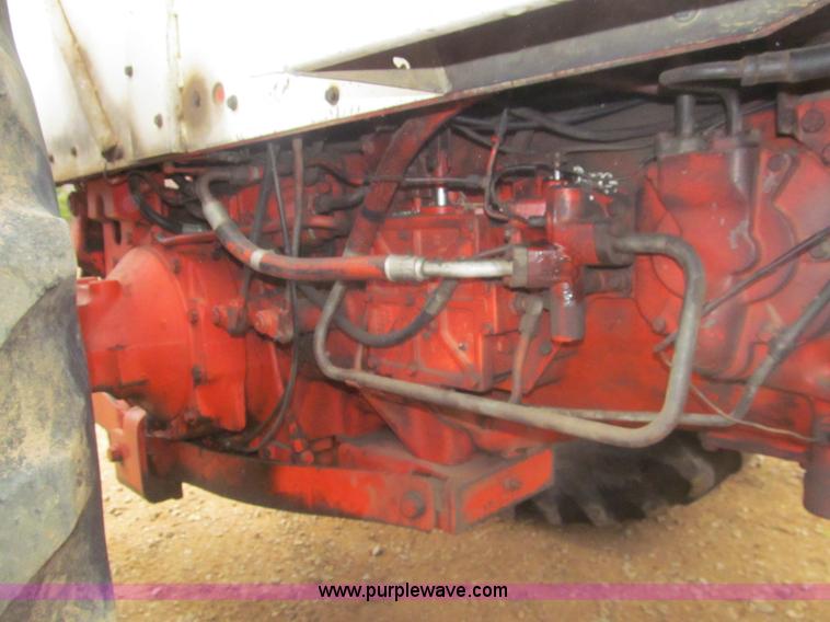 image for item I7136 1978 Case 1570 tractor