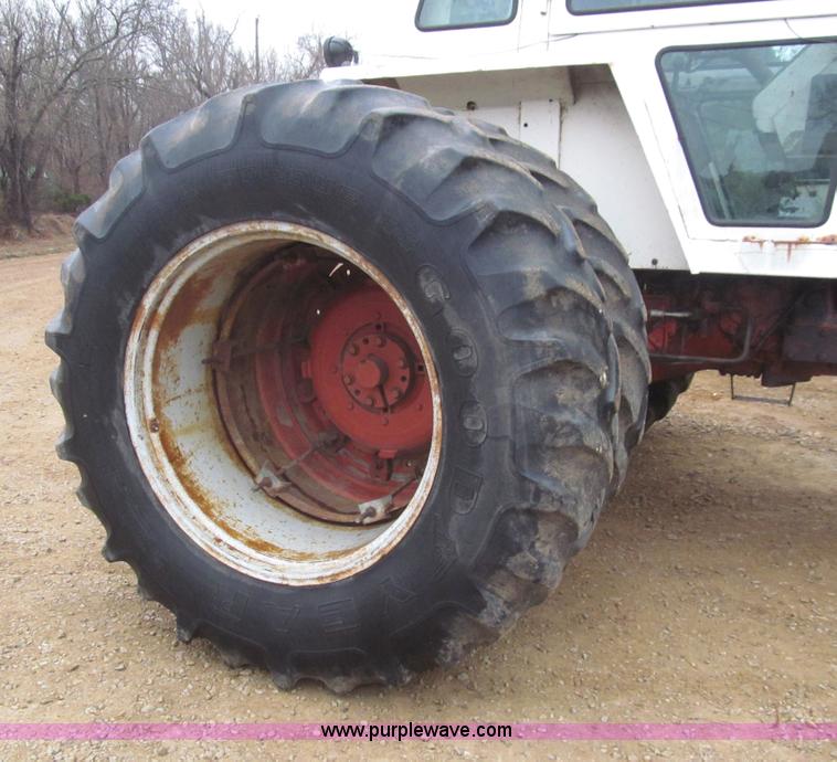 image for item I7136 1978 Case 1570 tractor