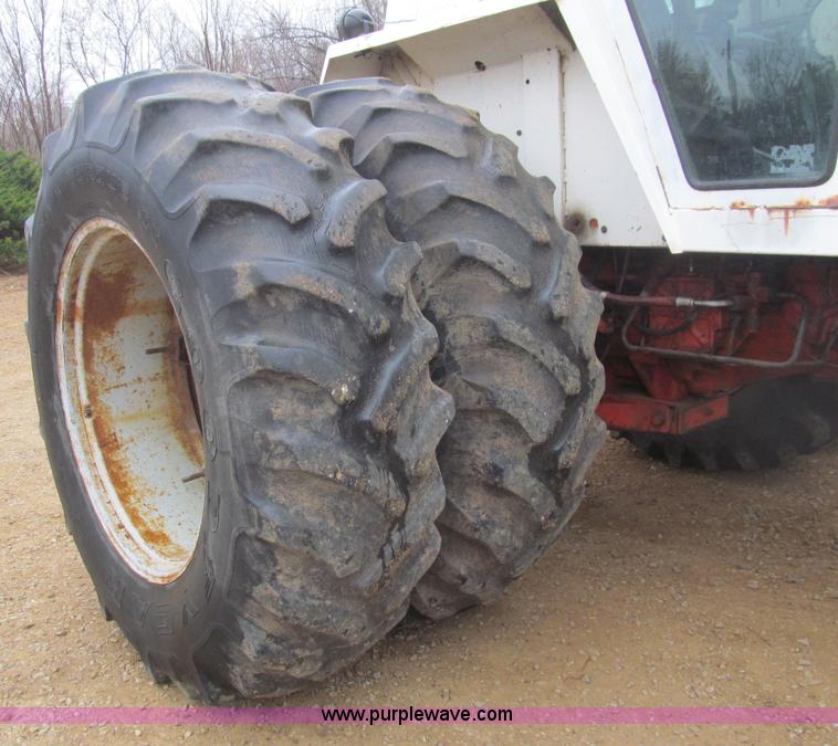 image for item I7136 1978 Case 1570 tractor