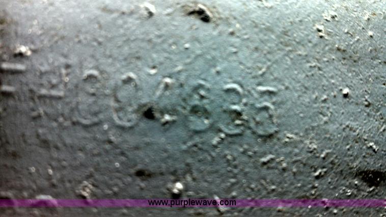 image for item I7201 1985 Meritt 42' tandem axle grain trailer