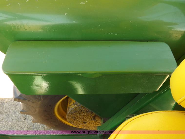 image for item I9002 1963 John Deere 4010 tractor