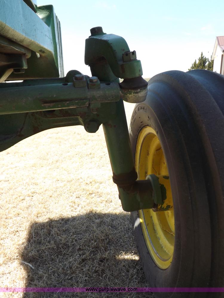 image for item I9002 1963 John Deere 4010 tractor