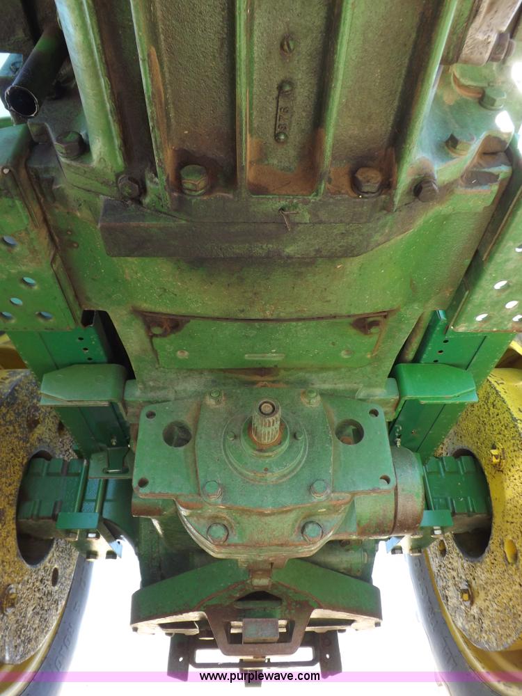 image for item I9002 1963 John Deere 4010 tractor