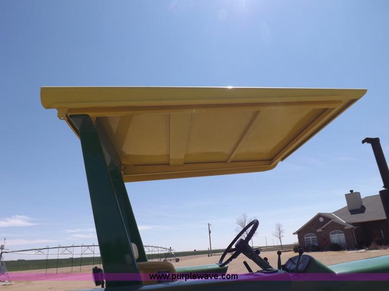 image for item I9002 1963 John Deere 4010 tractor