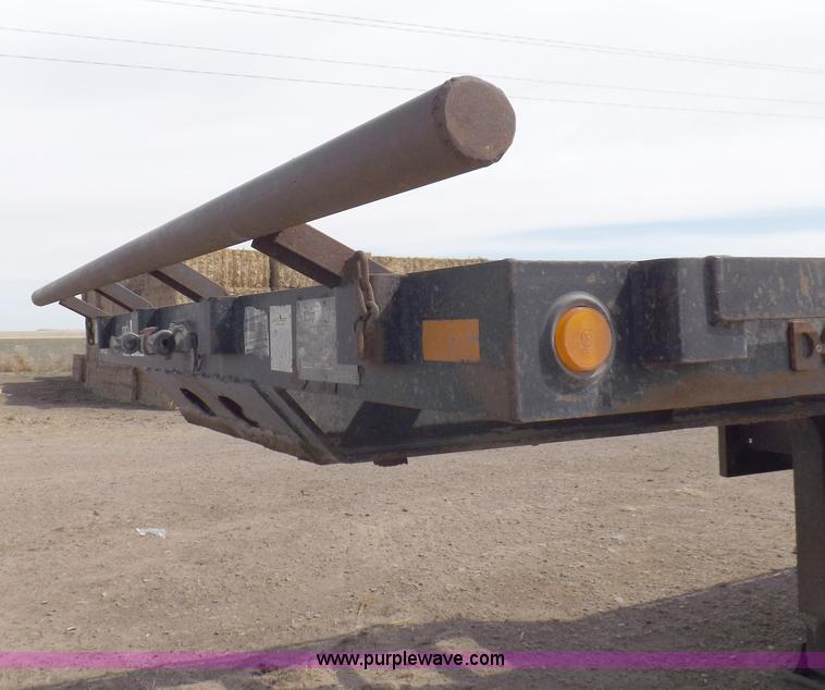 image for item I9016 1997 Doonan step deck trailer